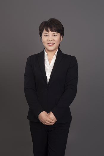 董江爱照片.png